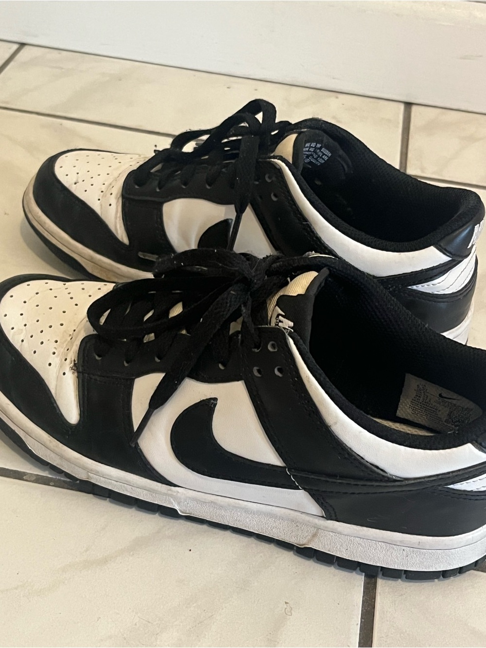 Nike Dunk Low Big Kids' Shoes
Size: 6.5Y Black White
